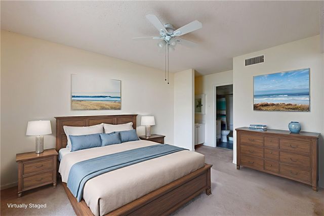 305 N GROVE ISLE Circle 305, Vero Beach, FL 32962