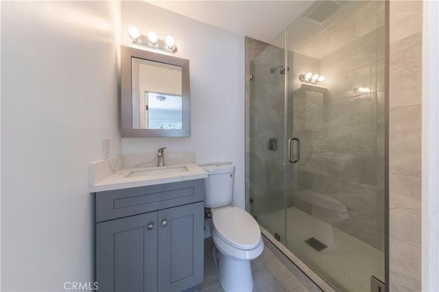 6904 Mclennan Avenue, Lake Balboa, CA 91406