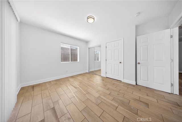 6904 Mclennan Avenue, Lake Balboa, CA 91406