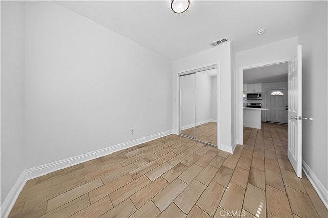 6904 Mclennan Avenue, Lake Balboa, CA 91406