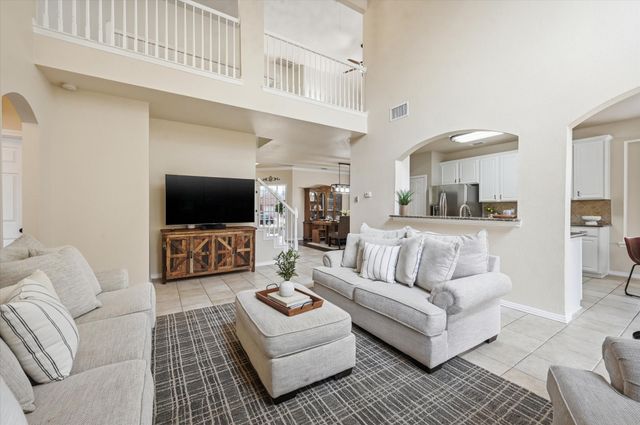 1607 Fairway Vista Drive, Corinth, TX 76210