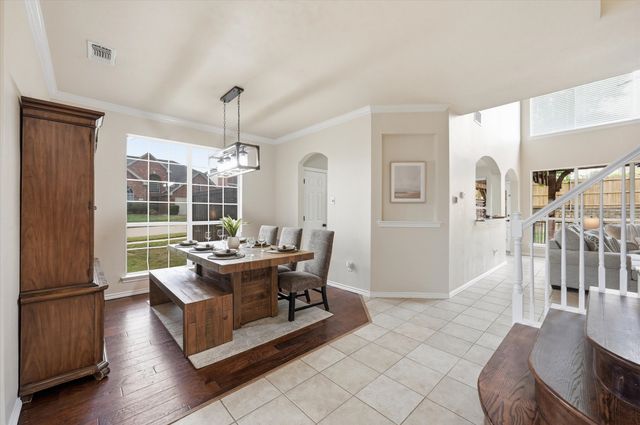 1607 Fairway Vista Drive, Corinth, TX 76210