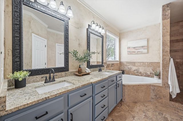 1607 Fairway Vista Drive, Corinth, TX 76210