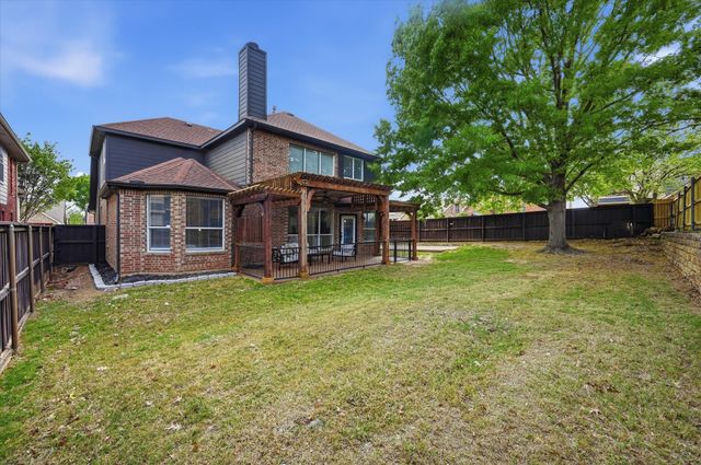 1607 Fairway Vista Drive, Corinth, TX 76210