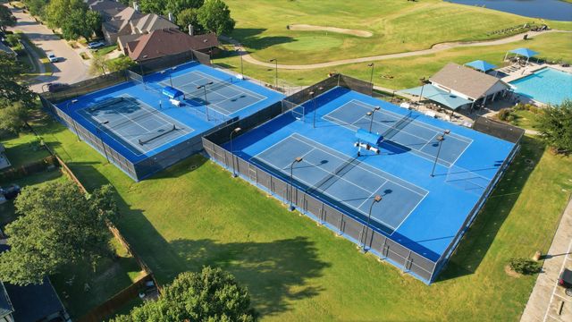 1607 Fairway Vista Drive, Corinth, TX 76210