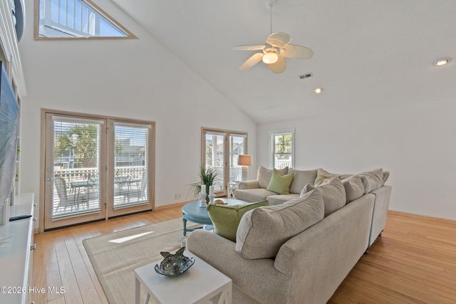 31 Newport Street, Ocean Isle Beach, NC 28469