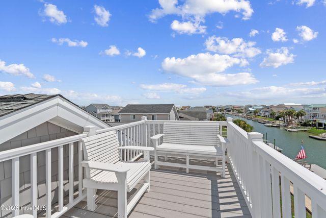 31 Newport Street, Ocean Isle Beach, NC 28469