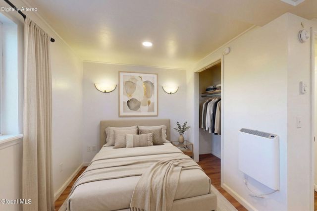 11 Elm Street, Troy, NY 12180