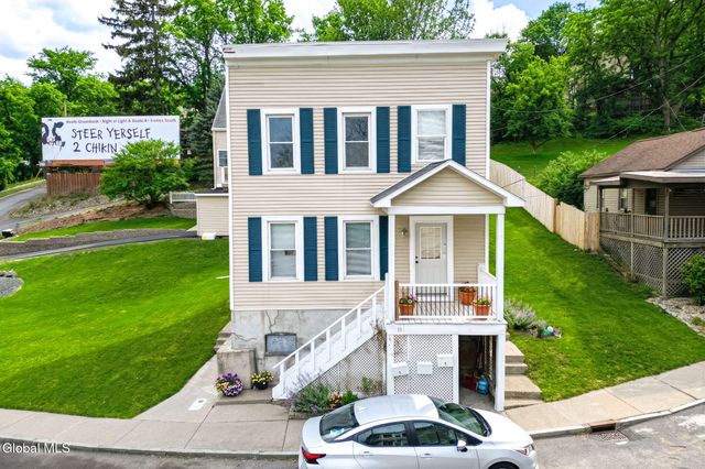 11 Elm Street, Troy, NY 12180