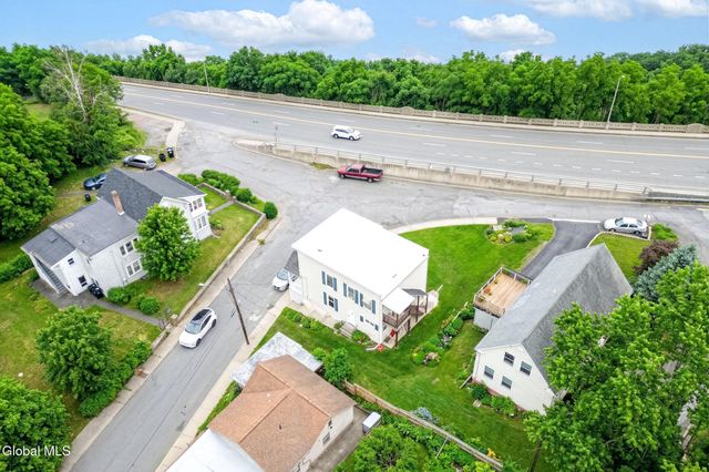 11 Elm Street, Troy, NY 12180