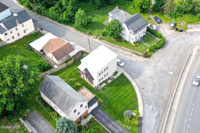 11 Elm Street, Troy, NY 12180