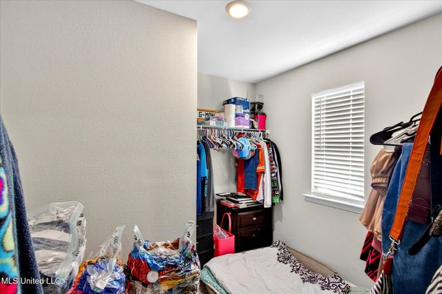 2117 Toulouse Street, Ocean Springs, MS 39564