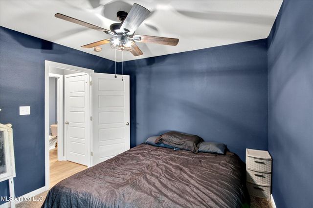 2117 Toulouse Street, Ocean Springs, MS 39564