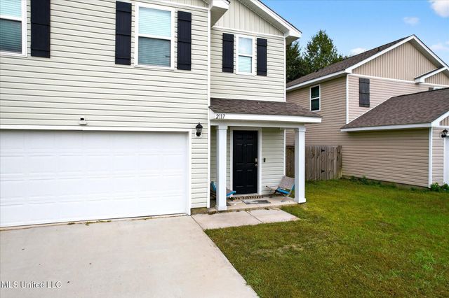 2117 Toulouse Street, Ocean Springs, MS 39564