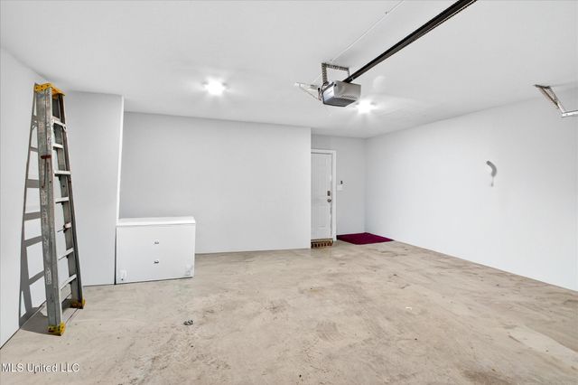 2117 Toulouse Street, Ocean Springs, MS 39564