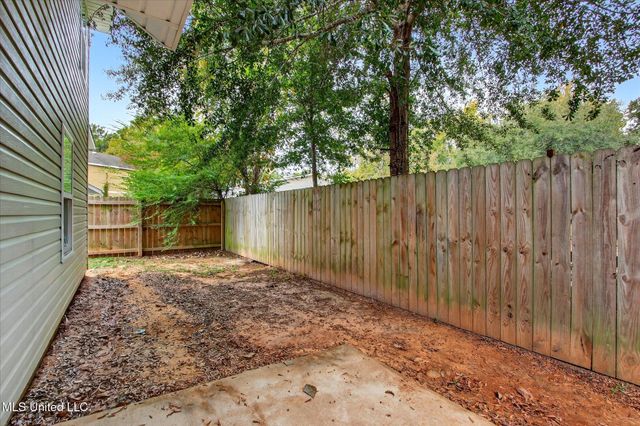 2117 Toulouse Street, Ocean Springs, MS 39564