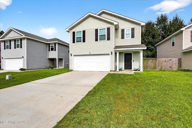 2117 Toulouse Street, Ocean Springs, MS 39564