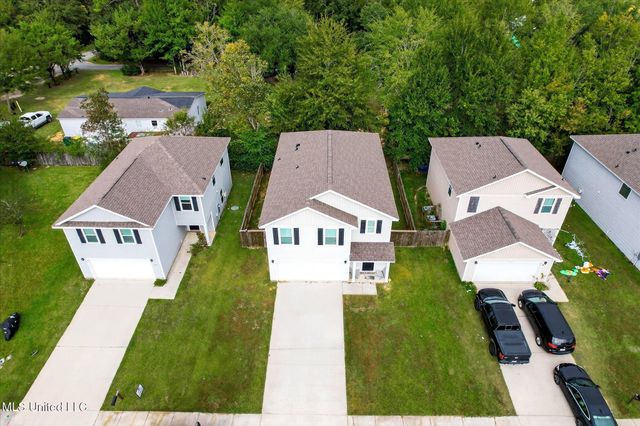 2117 Toulouse Street, Ocean Springs, MS 39564