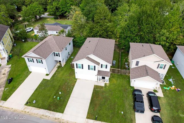 2117 Toulouse Street, Ocean Springs, MS 39564