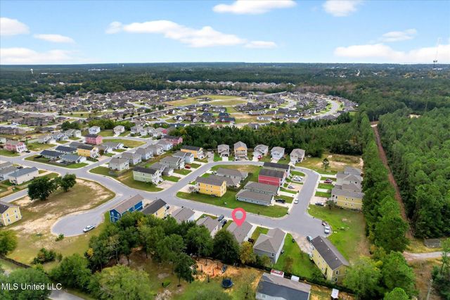 2117 Toulouse Street, Ocean Springs, MS 39564