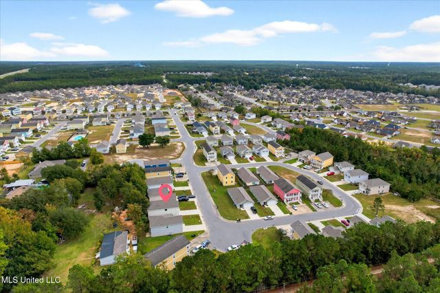 2117 Toulouse Street, Ocean Springs, MS 39564