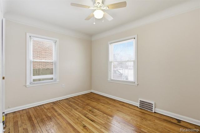 19327 Sunset Street, Detroit, MI 48234