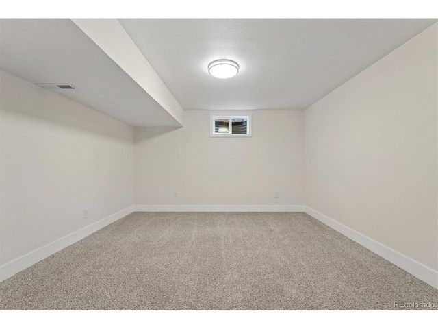 1635 Atwood St, Longmont, CO 80501