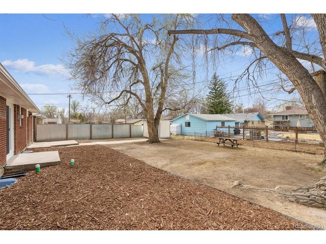 1635 Atwood St, Longmont, CO 80501