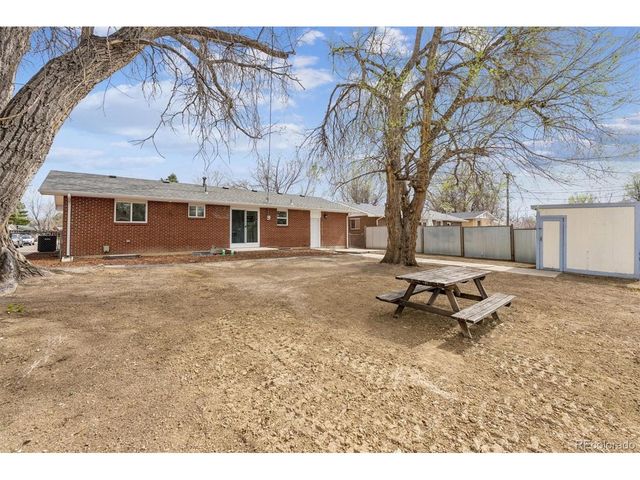 1635 Atwood St, Longmont, CO 80501