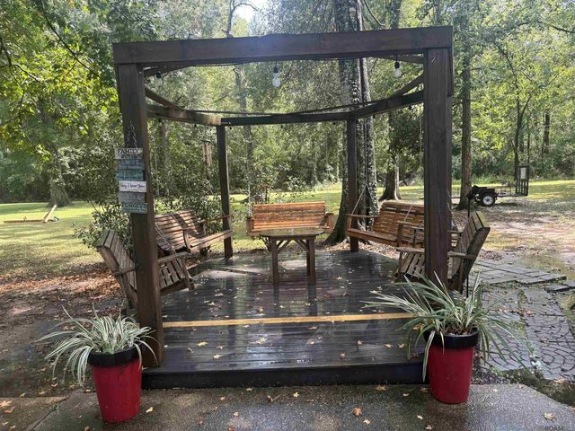 18911 Tall Oaks Ct, Baton Rouge, LA 70817