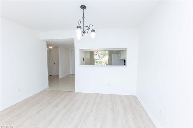 2456 Millcreek LN 102, Naples, FL 34119