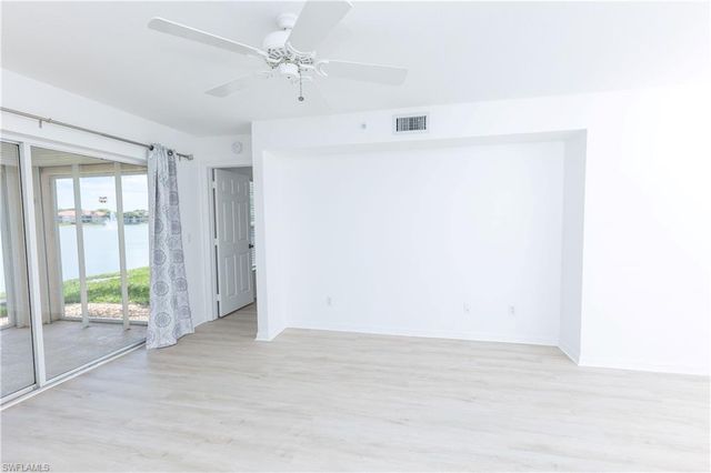 2456 Millcreek LN 102, Naples, FL 34119