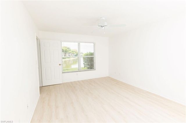 2456 Millcreek LN 102, Naples, FL 34119