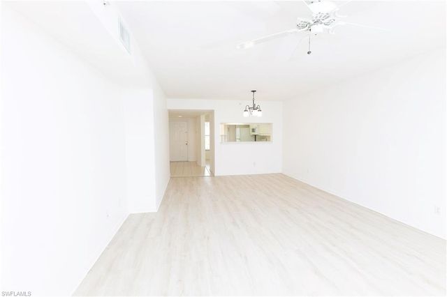 2456 Millcreek LN 102, Naples, FL 34119