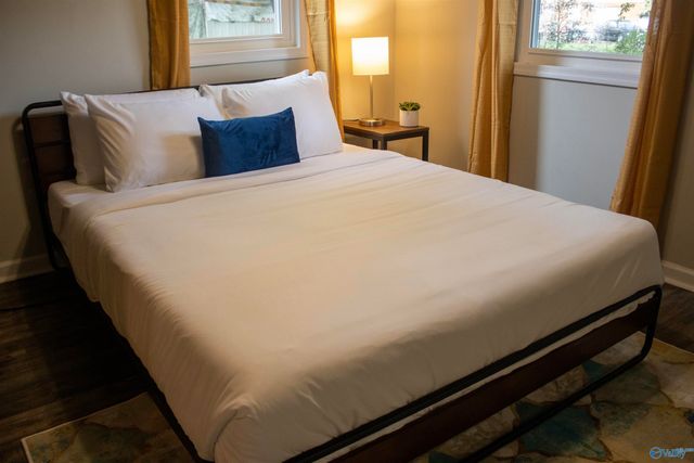 3906 Oak Glen Terrace SW, Huntsville, AL 35805