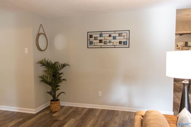 3906 Oak Glen Terrace SW, Huntsville, AL 35805