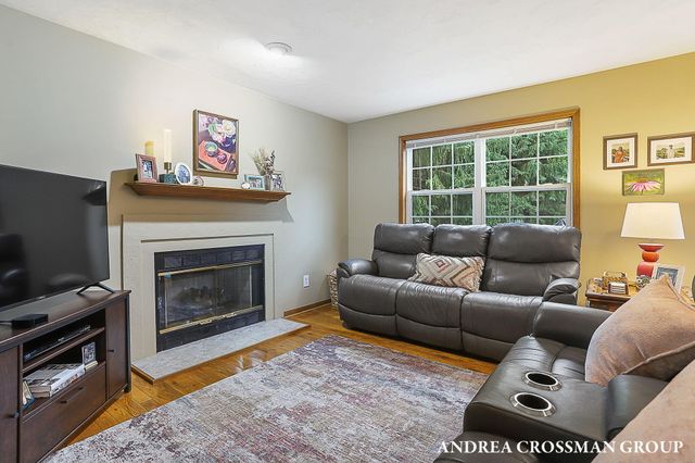 15213 Meadowwood Drive, Grand Haven Twp, MI 49417