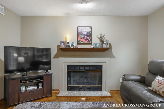 15213 Meadowwood Drive, Grand Haven Twp, MI 49417