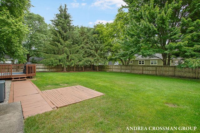 15213 Meadowwood Drive, Grand Haven Twp, MI 49417