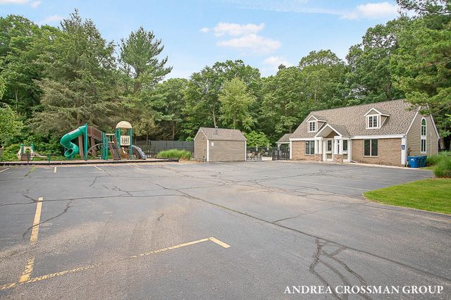 15213 Meadowwood Drive, Grand Haven Twp, MI 49417