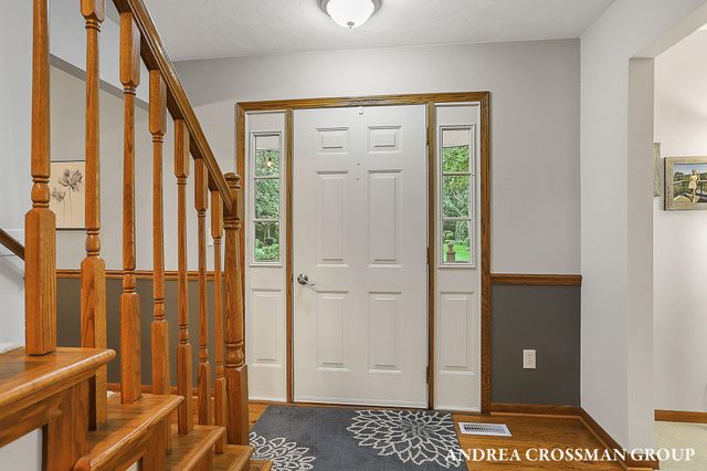 15213 Meadowwood Drive, Grand Haven Twp, MI 49417