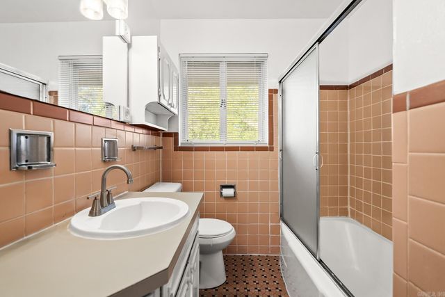 32 Rosemont Drive, Little Rock, AR 72204