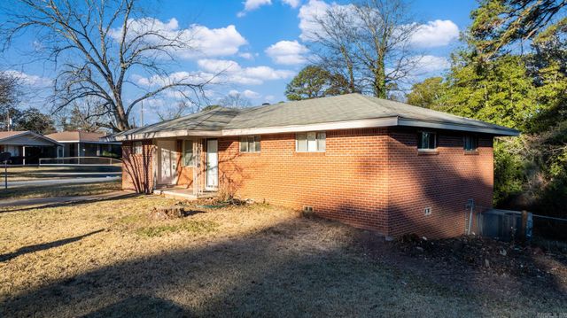 32 Rosemont Drive, Little Rock, AR 72204