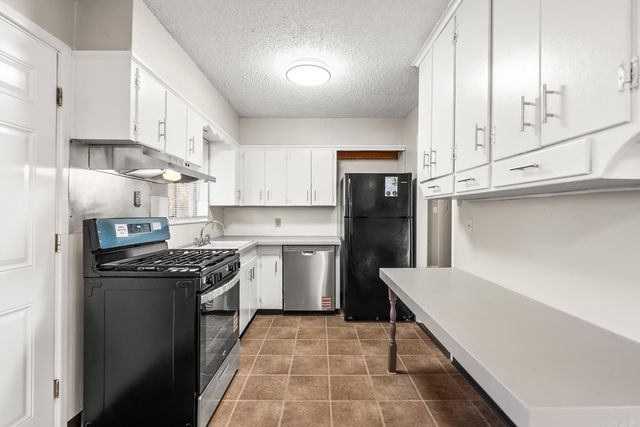 32 Rosemont Drive, Little Rock, AR 72204