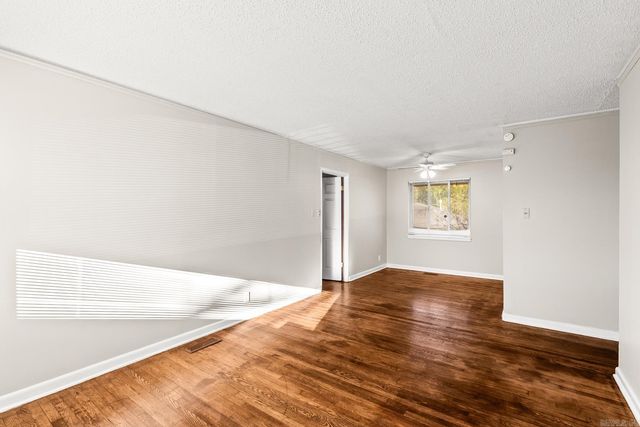 32 Rosemont Drive, Little Rock, AR 72204