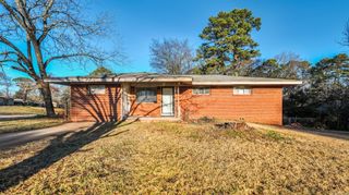 32 Rosemont Drive, Little Rock, AR 72204