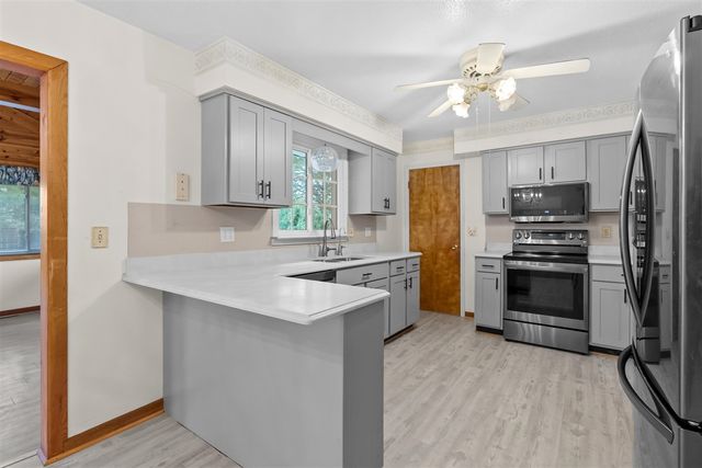 1809 Whitegate Lane, Kalamazoo, MI 49009