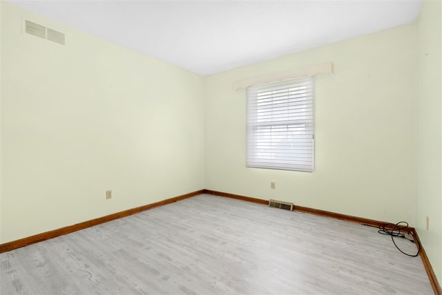 1809 Whitegate Lane, Kalamazoo, MI 49009