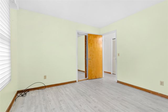 1809 Whitegate Lane, Kalamazoo, MI 49009