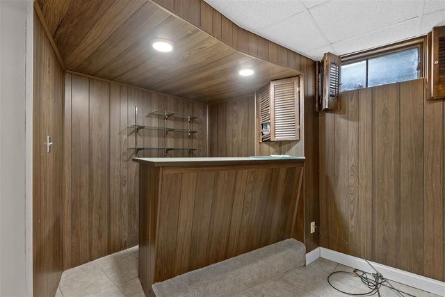 1809 Whitegate Lane, Kalamazoo, MI 49009